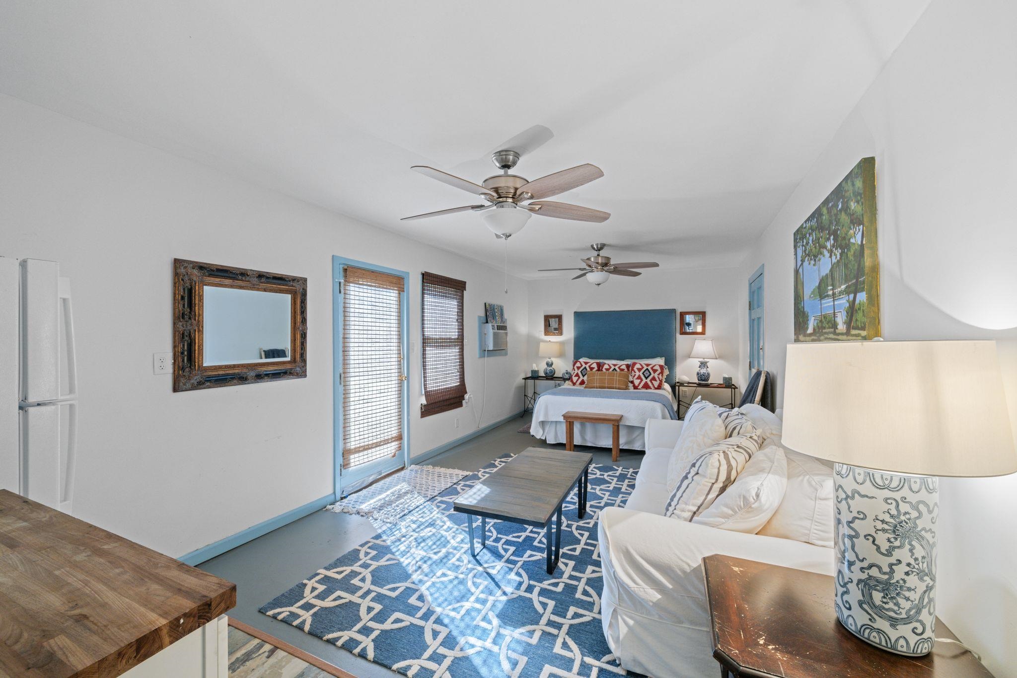 7646 Spring Branch Road Elberta, AL 36530 - Photo 49 of 85 Living Room