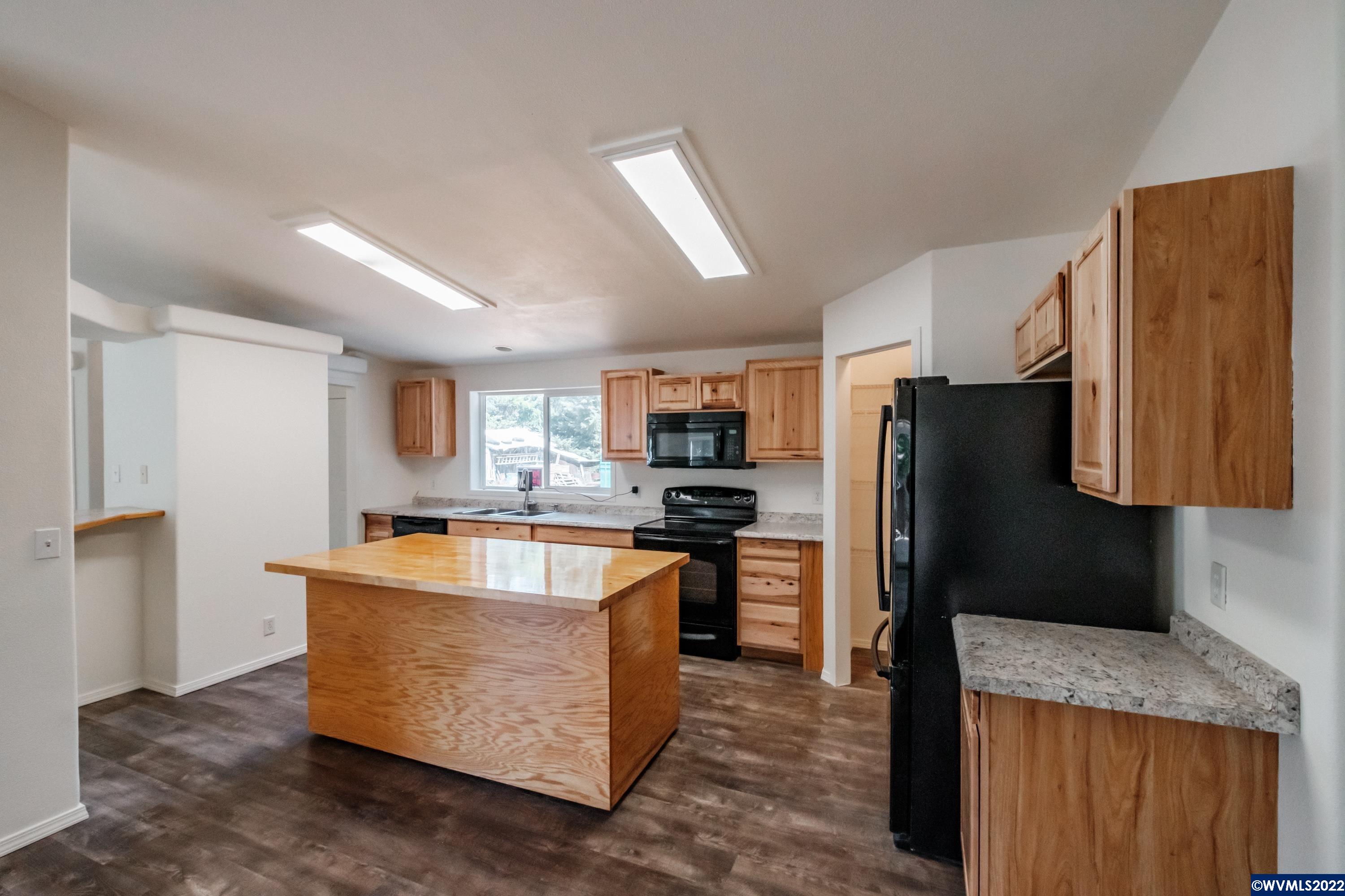 31050 South 3rd Street Lebanon, OR 97355 - Photo 10 of 42