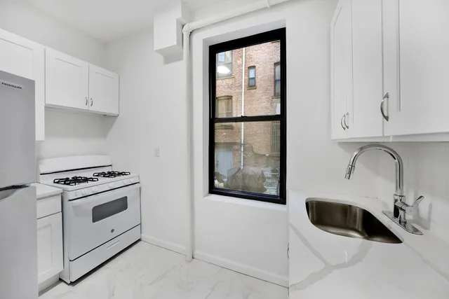 $1,811 | 244 Bainbridge Street, Unit 1 | Bedford-Stuyvesant