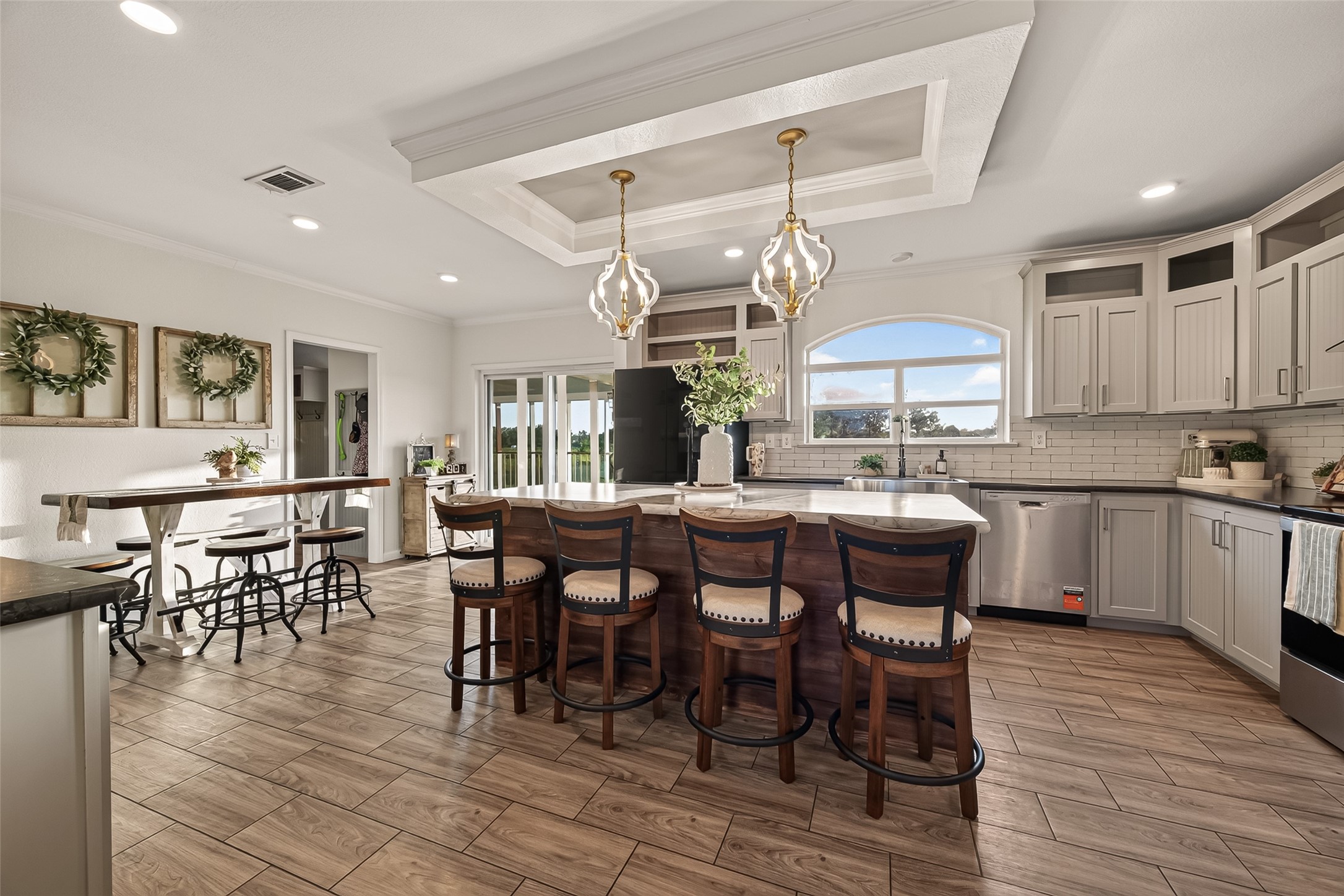 5210 Beaver Road Santa Fe, TX 77517 - Photo 4 of 50 Gallery Image 4