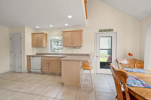 $729,900 | 80 Ln 150A Jimmerson Lake, Angola, IN 46703
