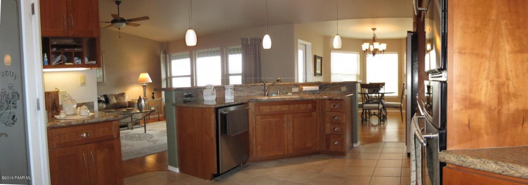 905 Hunter Ridge Road Prescott, AZ 86303 - Photo 8 of 20 Kitchen