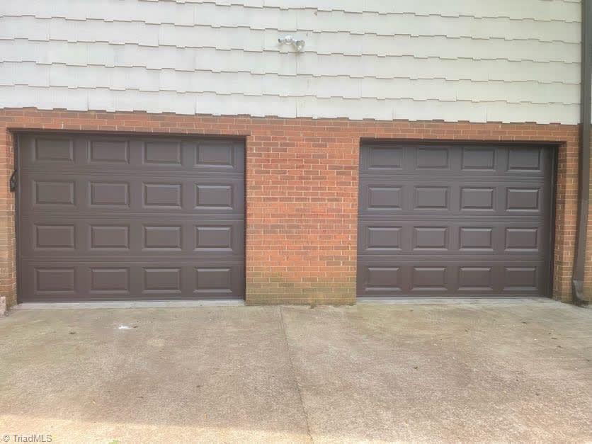 201 Pine Hill Drive Clemmons, NC 27012 - Photo 2 of 24