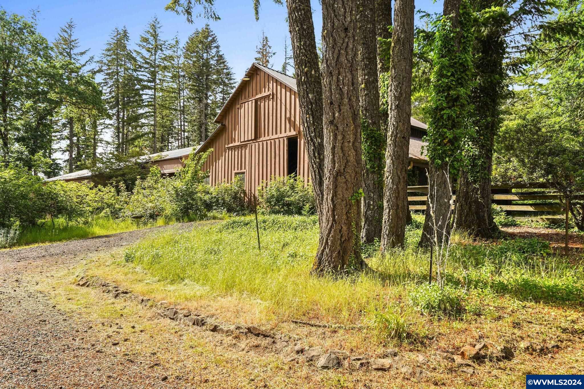 915 Reuben Boise Road Dallas, OR 97338 - Photo 28 of 42