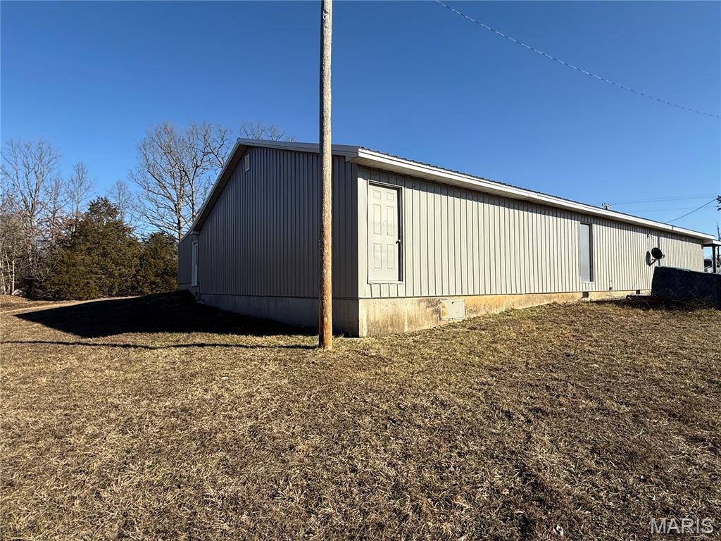 12037 State Highway 32 Roby, MO 65557 - Photo 13 of 27