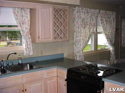 510 Mountain View Road Nazareth, PA 18064 - Photo 14 of 22 Gallery Image 14