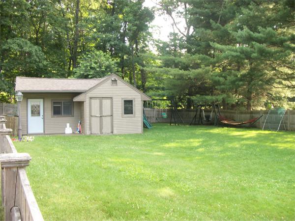 42 Mayflower Road Braintree, MA 02184 - Photo 7 of 8 Gallery Image 7