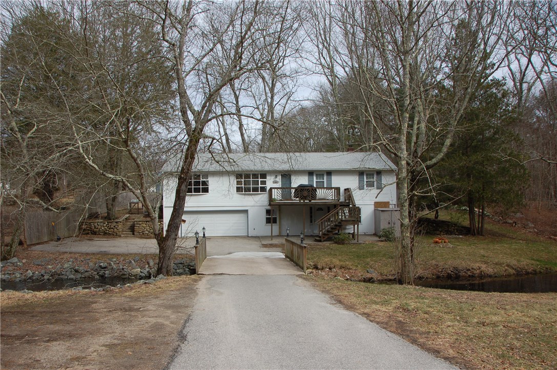 185 Carolina Nooseneck Road Richmond, RI 02898 - Photo 1 of 27