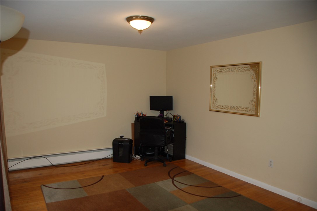 185 Carolina Nooseneck Road Richmond, RI 02898 - Photo 12 of 27