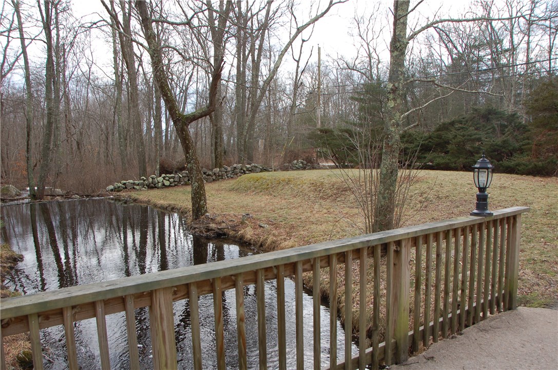 185 Carolina Nooseneck Road Richmond, RI 02898 - Photo 25 of 27