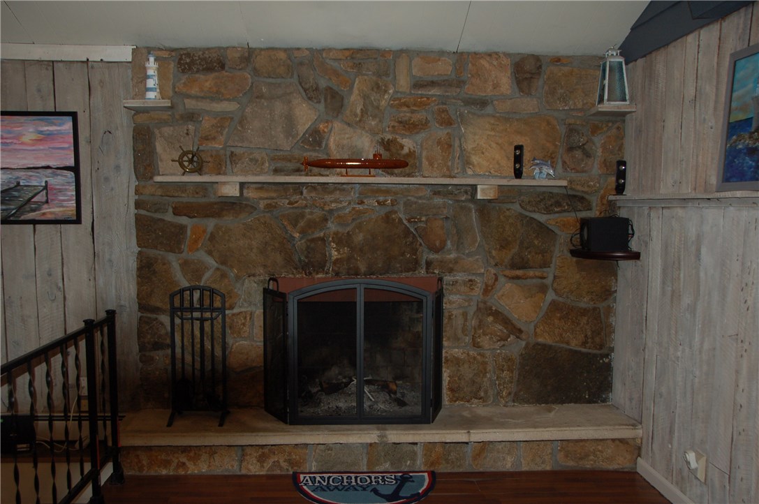 185 Carolina Nooseneck Road Richmond, RI 02898 - Photo 9 of 27