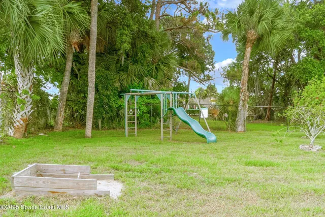 $1,200 | 135 Blue Lake Place, Cocoa, FL 32926