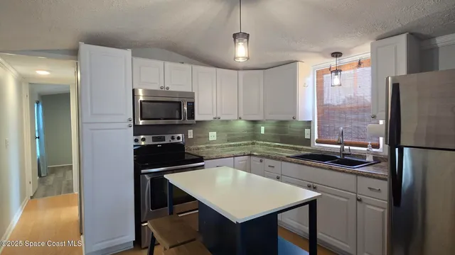 $1,200 | 135 Blue Lake Place, Cocoa, FL 32926