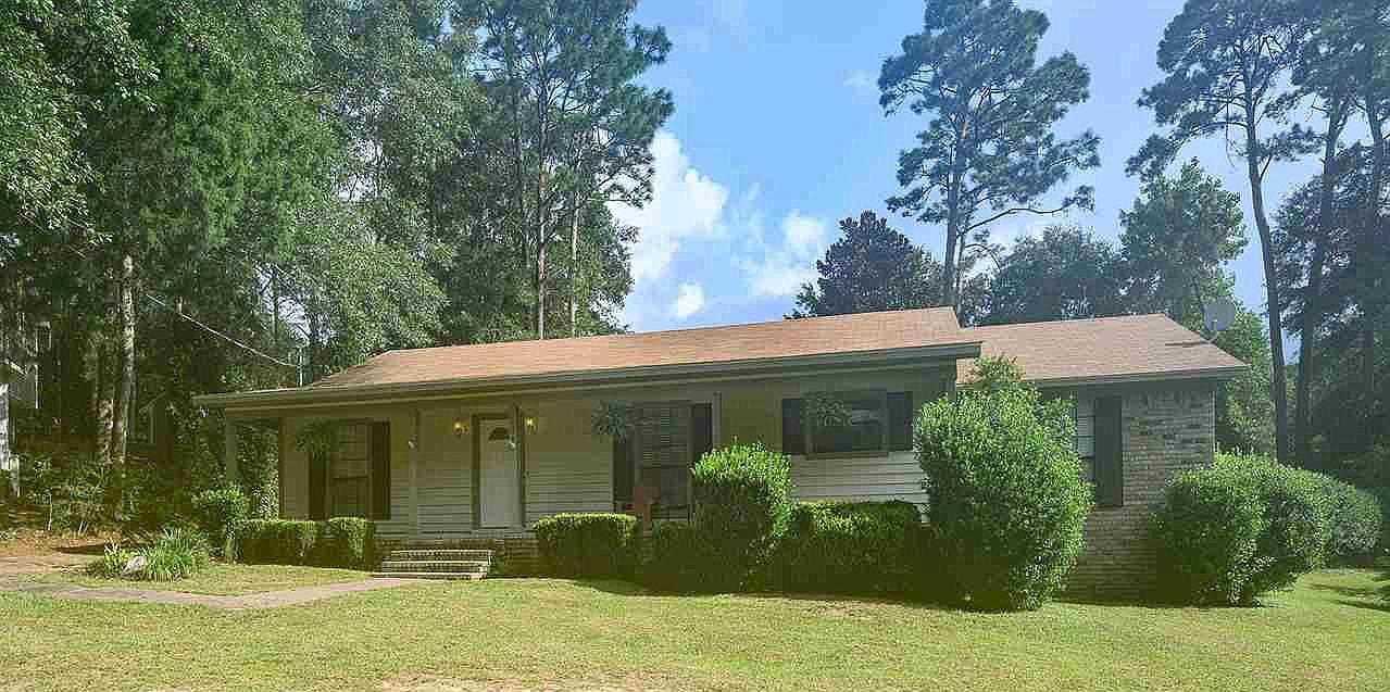 104 Bernard Circle Daphne, AL 36526 - Photo 1 of 19