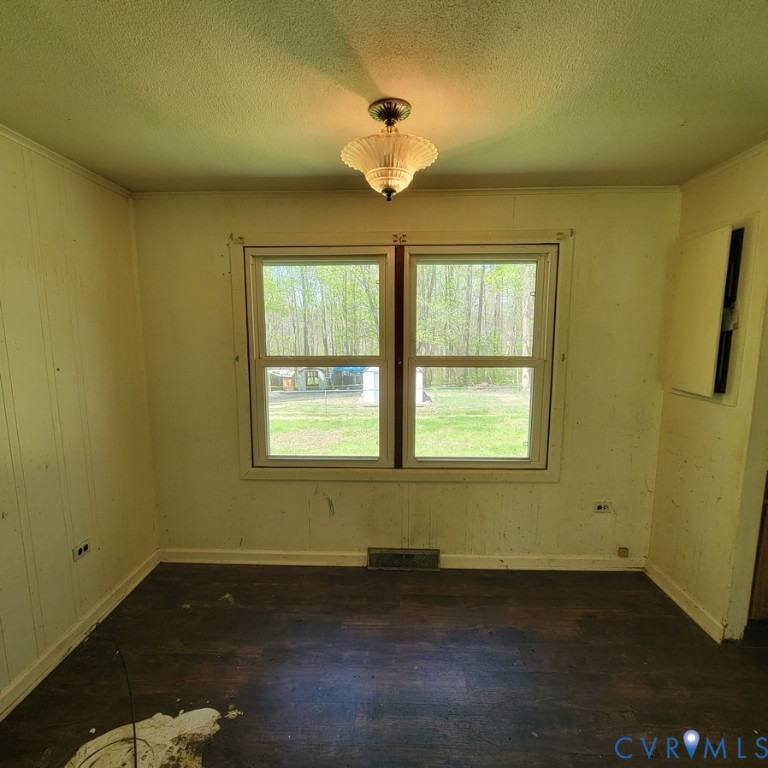 244 Cary Shop Road Burkeville, VA 23922 - Photo 6 of 21