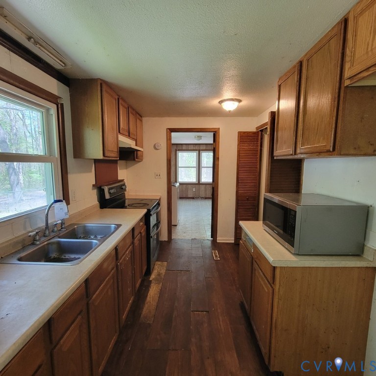 244 Cary Shop Road Burkeville, VA 23922 - Photo 7 of 21
