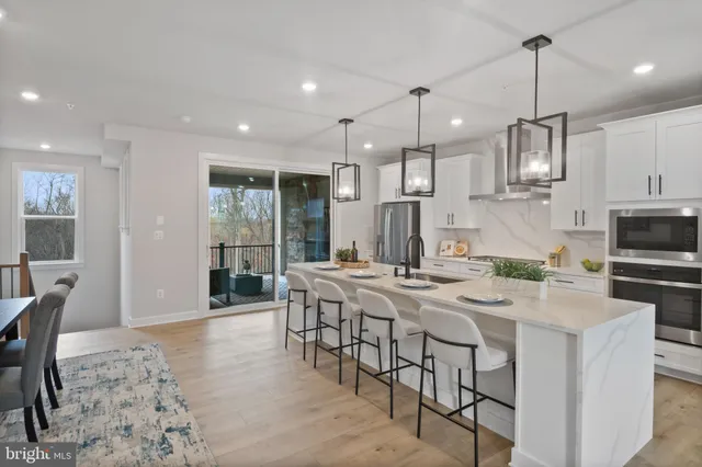 $739,900 | 13806 Ridgeview Court, Hunt Valley, MD 21030