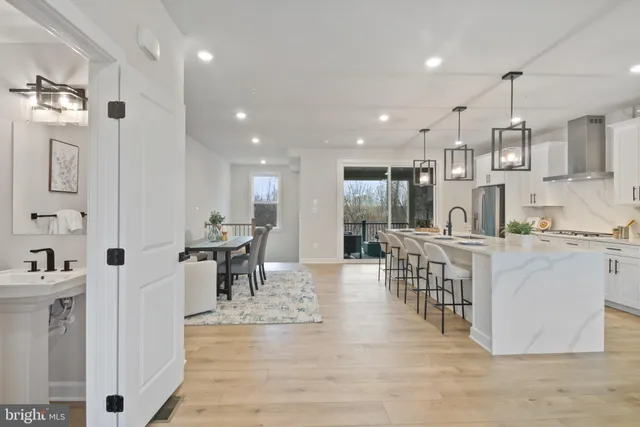 $739,900 | 13806 Ridgeview Court, Hunt Valley, MD 21030