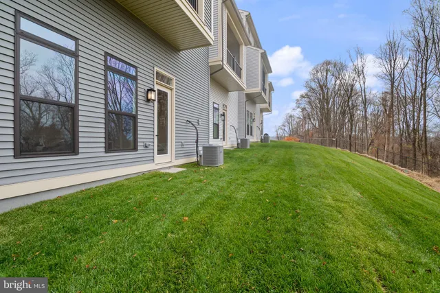 $739,900 | 13806 Ridgeview Court, Hunt Valley, MD 21030