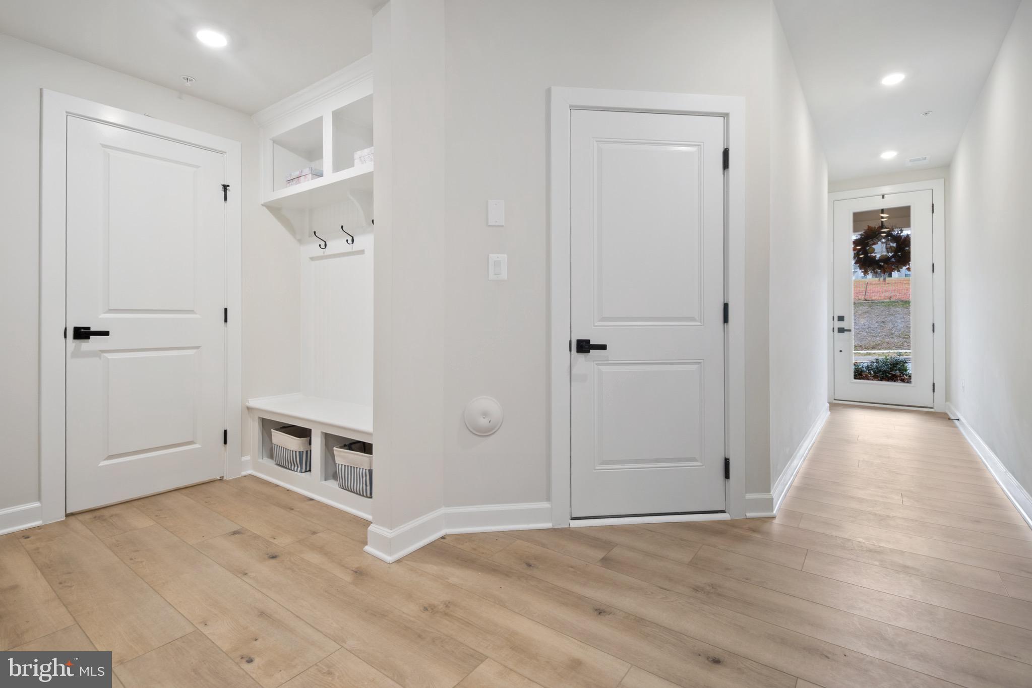 13806 Ridgeview Court Hunt Valley, MD 21030 - Photo 5 of 40