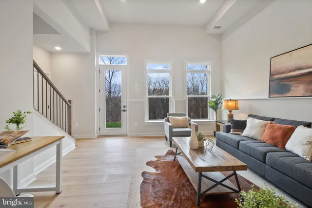 $739,900 | 13806 Ridgeview Court, Hunt Valley, MD 21030