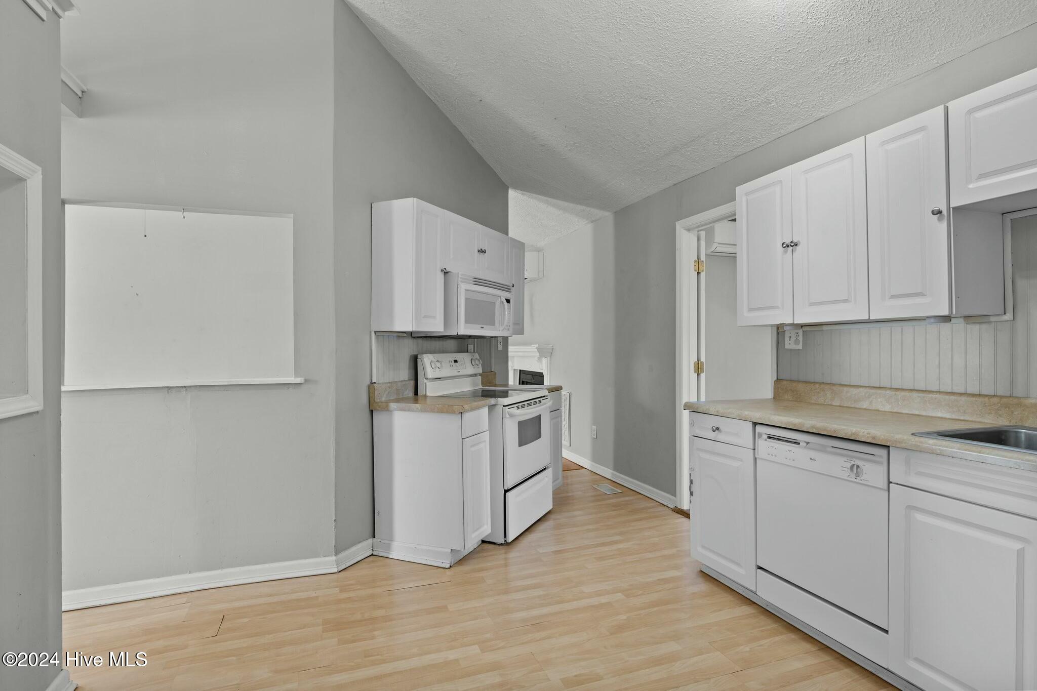 916 Hibbs Road Newport, NC 28570 - Photo 15 of 47 tempImage1SjW0r