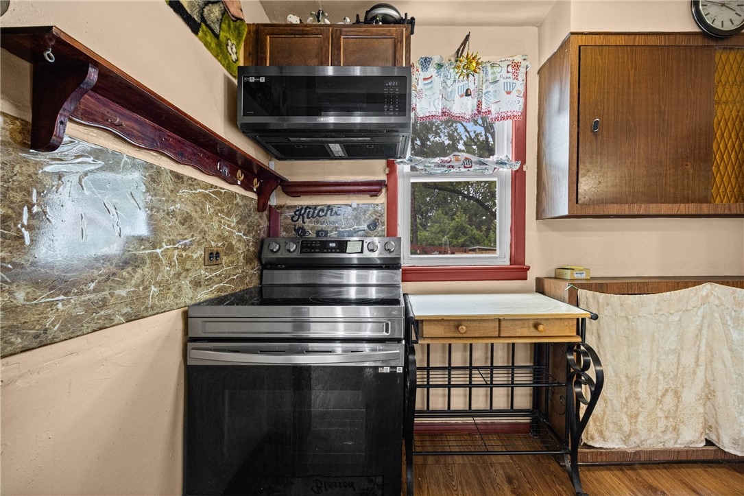 551 Driving Park Avenue Rochester, NY 14613 - Photo 12 of 25 Gallery Image 12