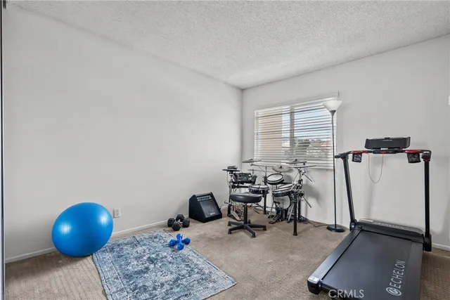$450,000 | 25736 Player Drive, Unit R4, Valencia, CA 91355