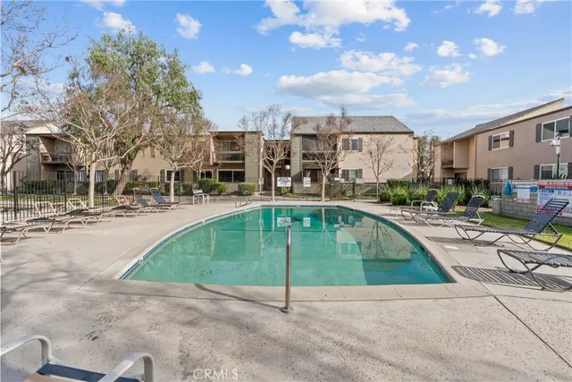$450,000 | 25736 Player Drive, Unit R4, Valencia, CA 91355
