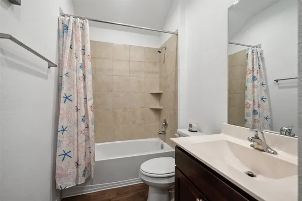 $2,100 | 3308 Cold Swan Court, Conroe, TX 77301