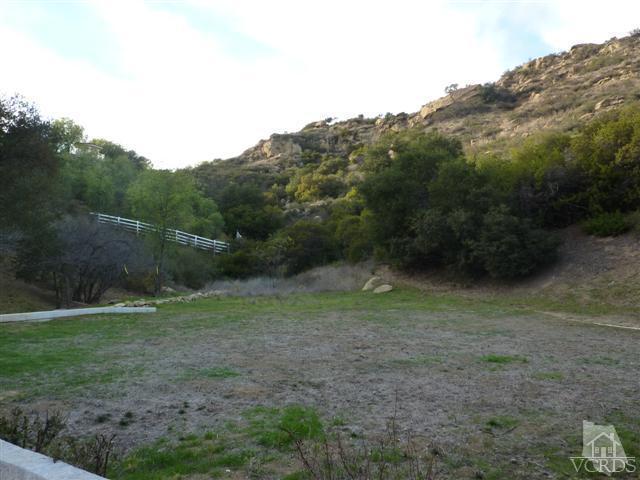51 Buckskin Road Bell Canyon, CA 91307 - Photo 23 of 24 a view of outdoor space and yard