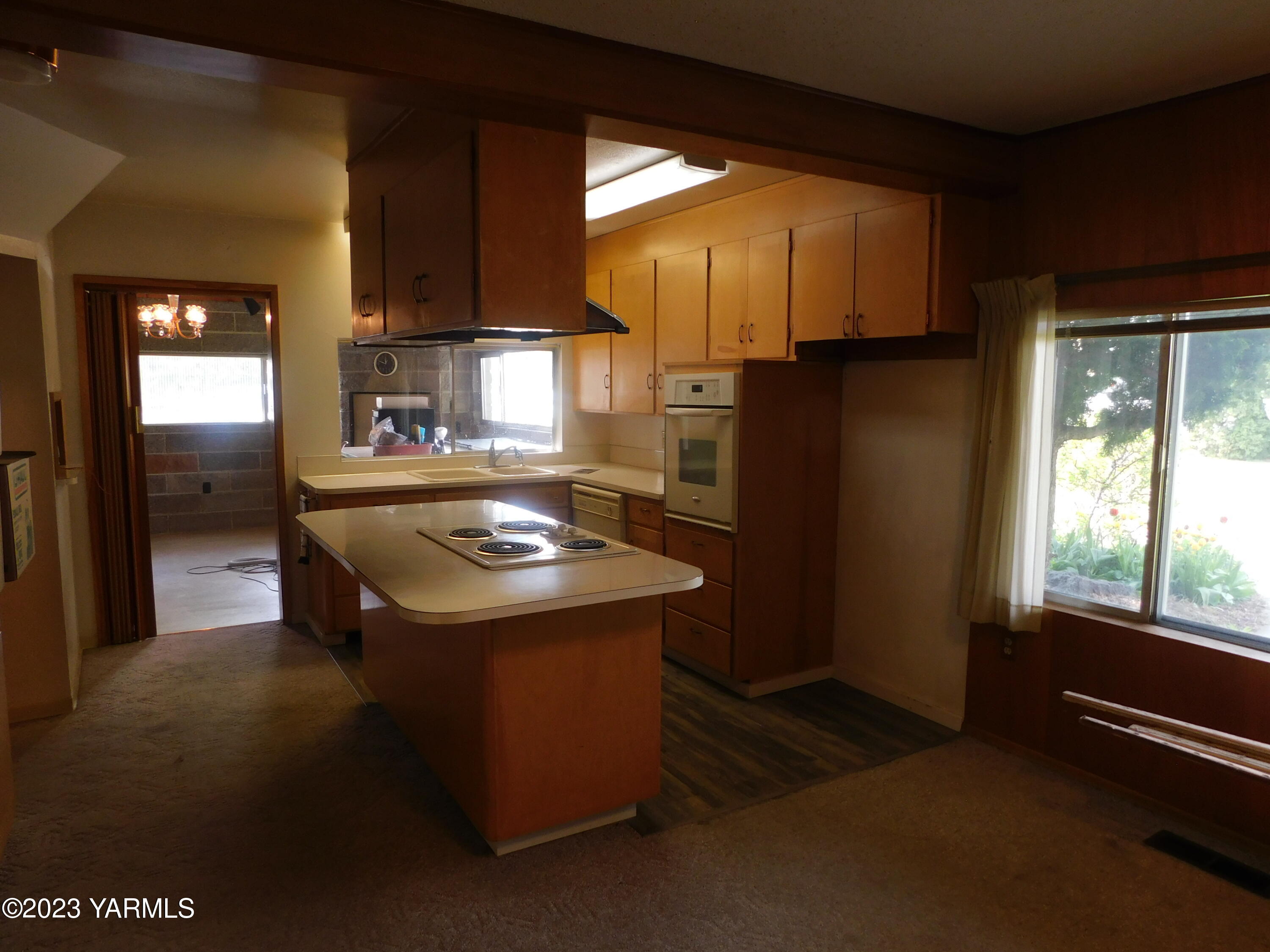 2-Kitchen