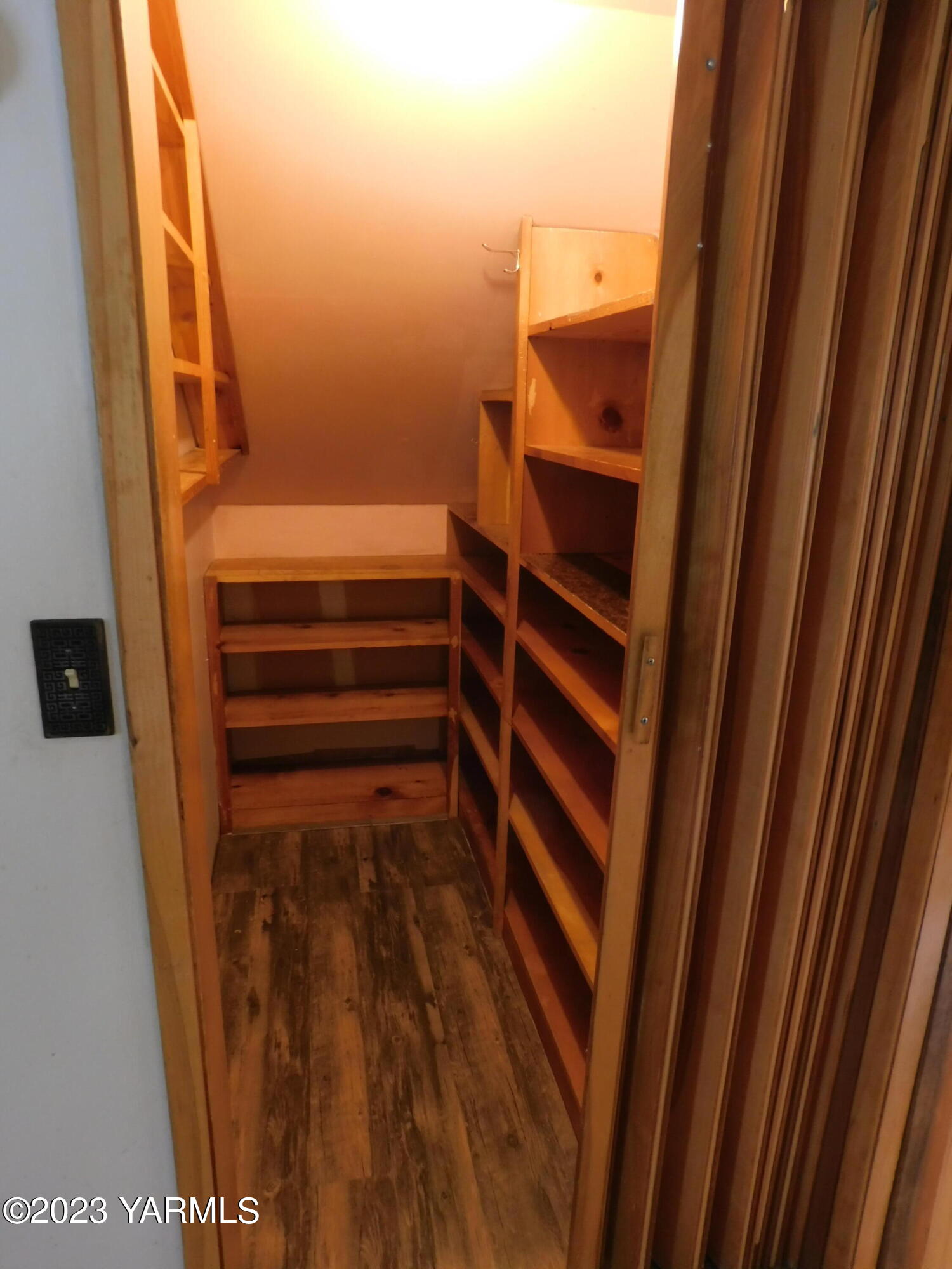 3-Pantry