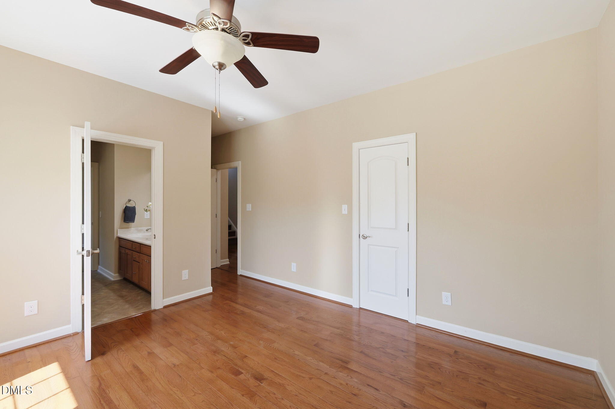 804 Long Meadows Road Chapel Hill, NC 27516 - Photo 29 of 50 a view of empty room with wooden floor