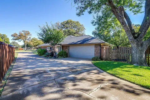 $389,990 | 1026 Hazelwood Drive, Mansfield, TX 76063