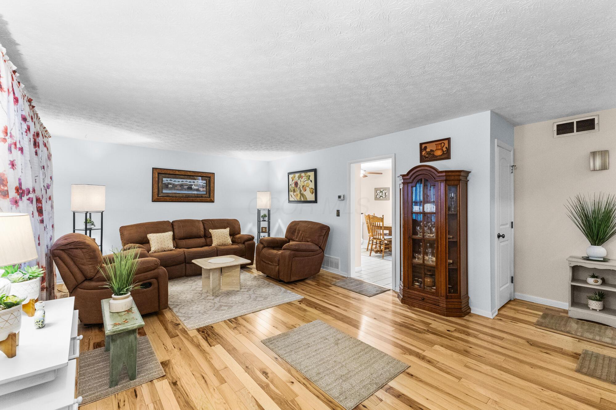 134 Greenbrier Road Sunbury, OH 43074 - Photo 9 of 60