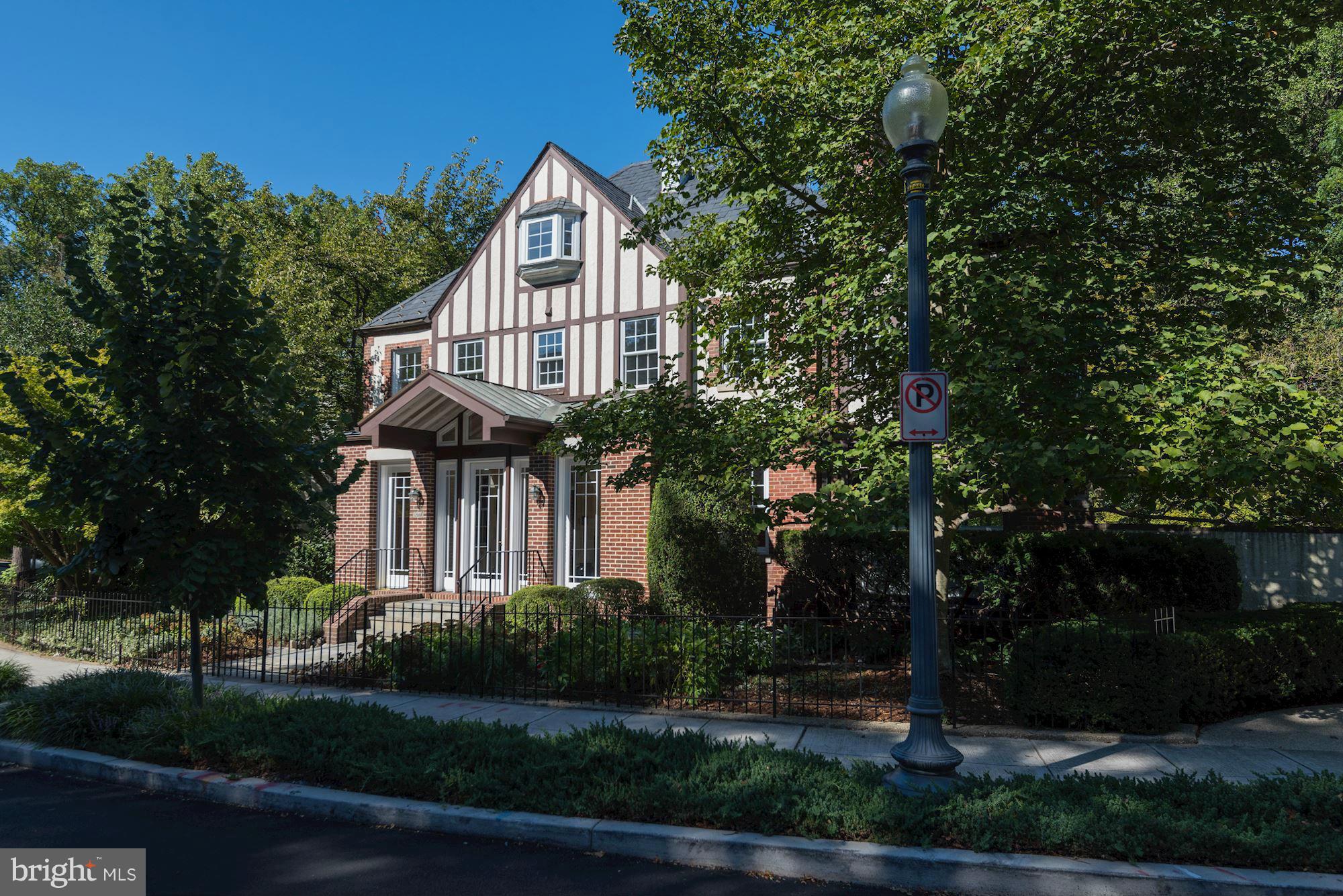 3017 Cortland Place Northwest Washington, DC 20008 - Photo 3 of 30 Exterior (Front)