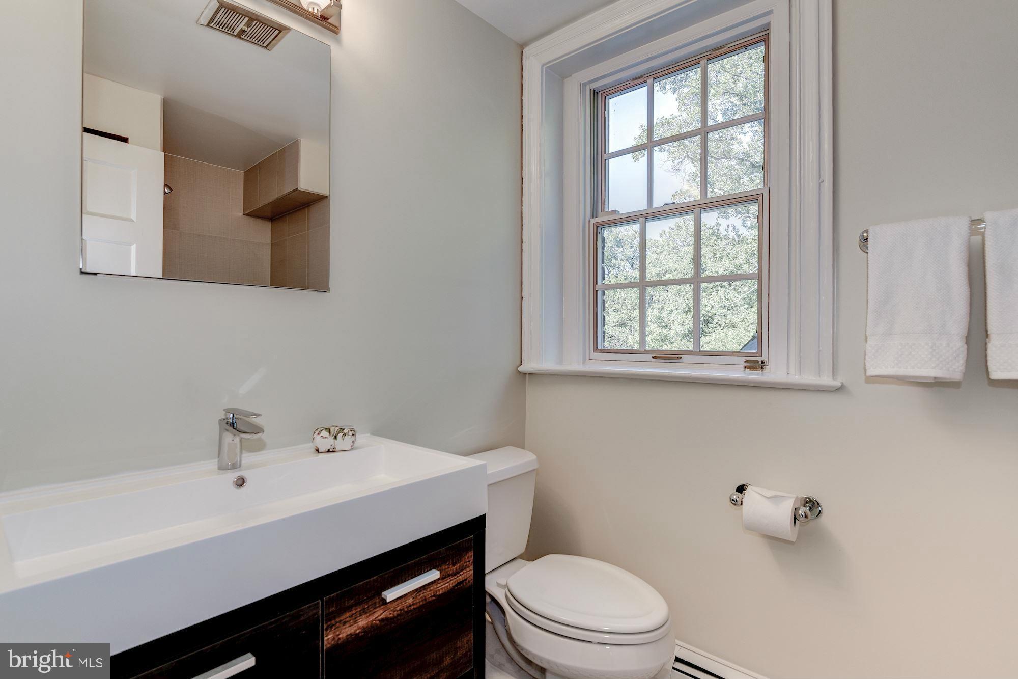 3017 Cortland Place Northwest Washington, DC 20008 - Photo 22 of 30 Bath