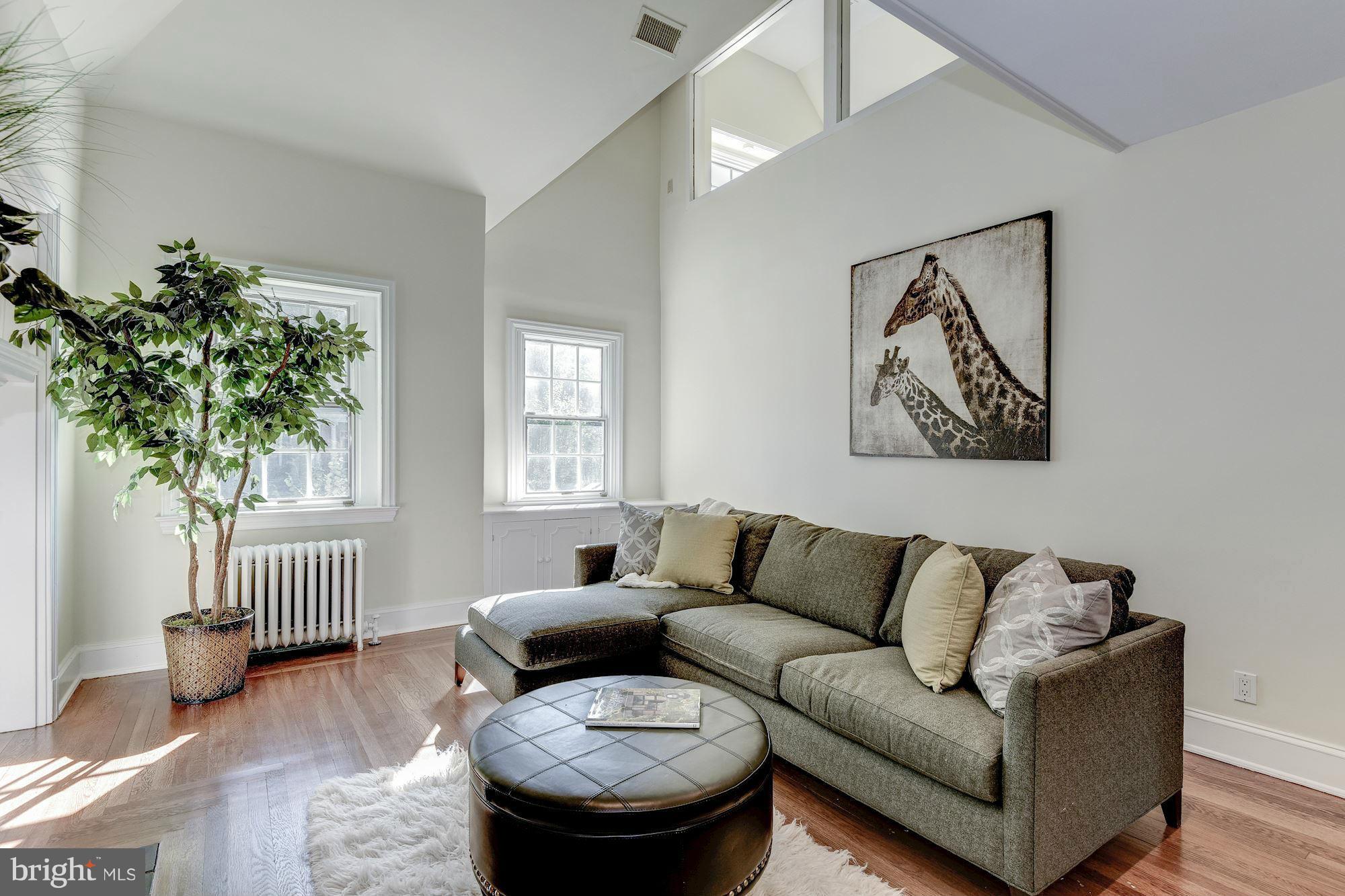 3017 Cortland Place Northwest Washington, DC 20008 - Photo 24 of 30 Family Room