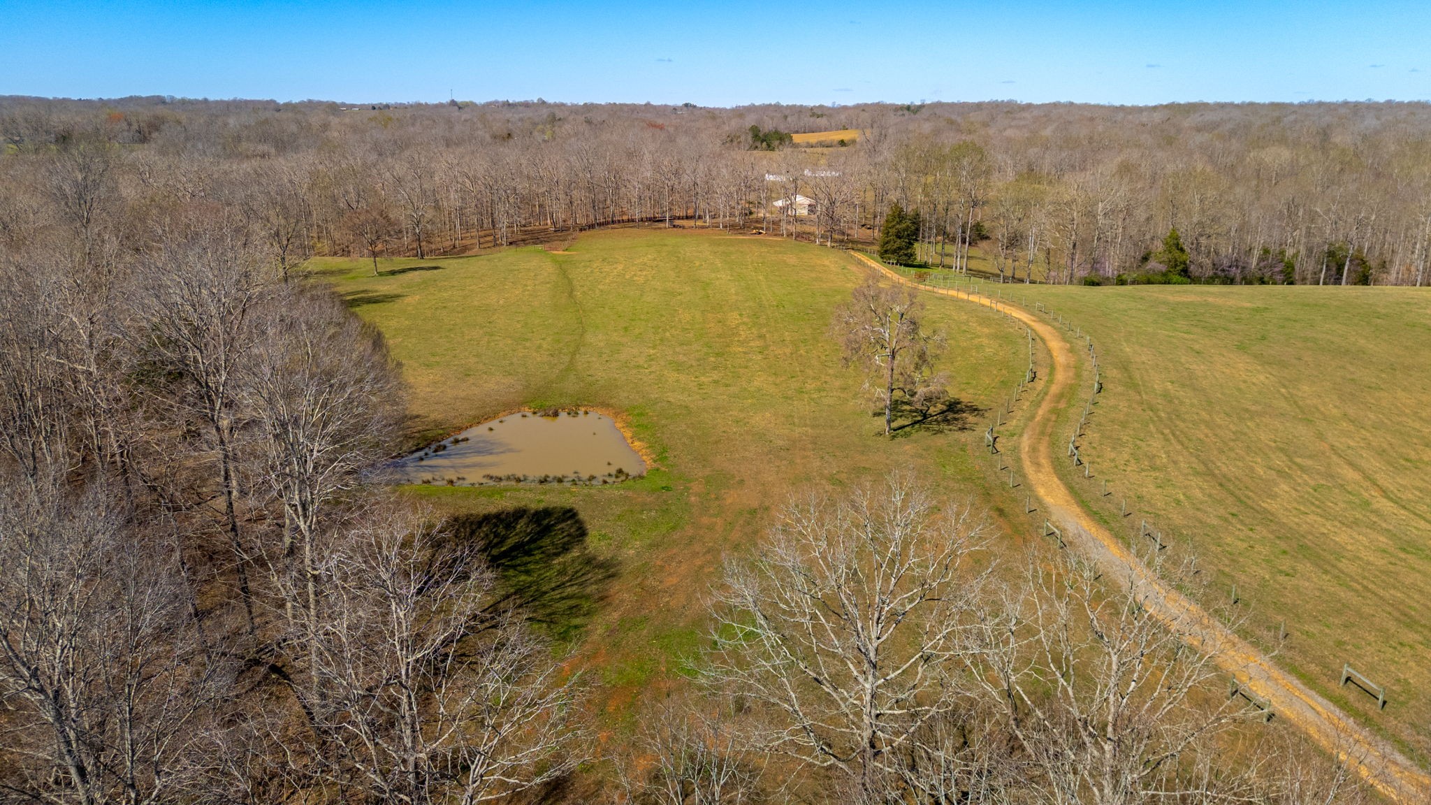 801 Collier Bend Road Charlotte, TN 37036 - Photo 6 of 100