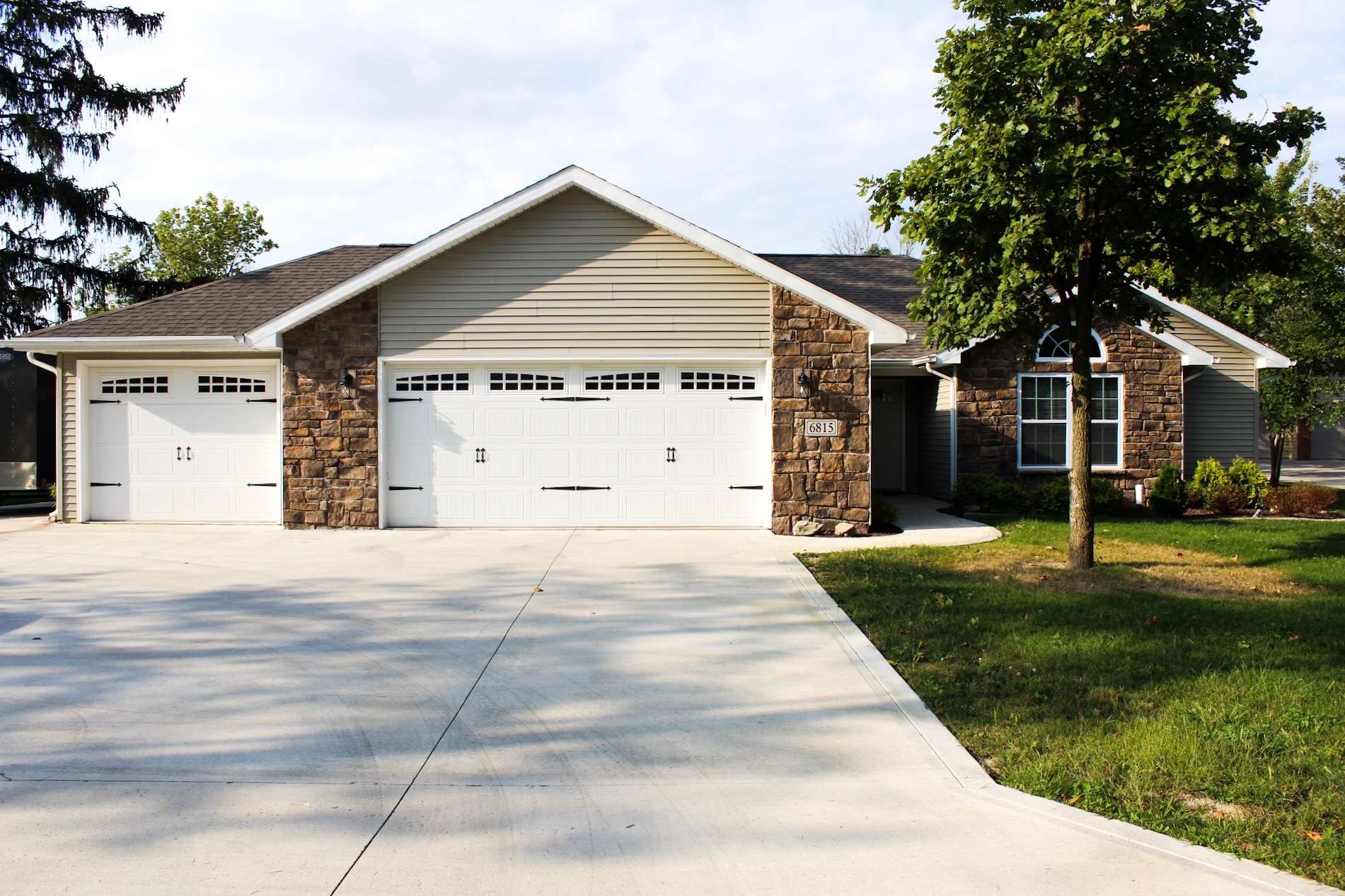 6815 Rothman Road Fort Wayne, IN 46835 - Photo 1 of 31