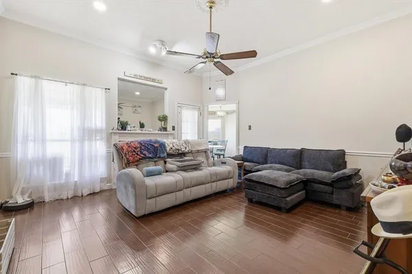 $250,000 | 324 Bowie Street, Forney, TX 75126