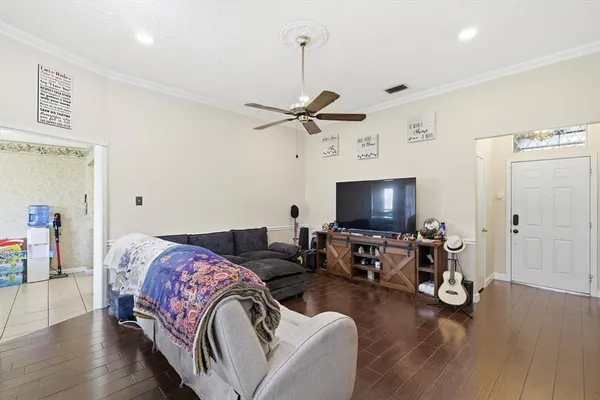 $250,000 | 324 Bowie Street, Forney, TX 75126