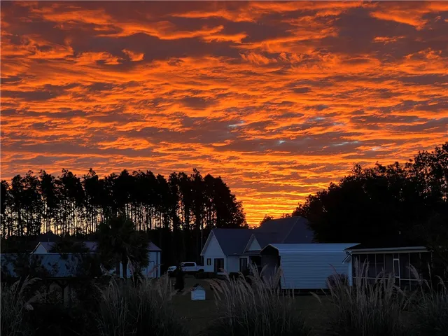 $619,000 | 201 Miles Landing Road, Bristol, GA 31518