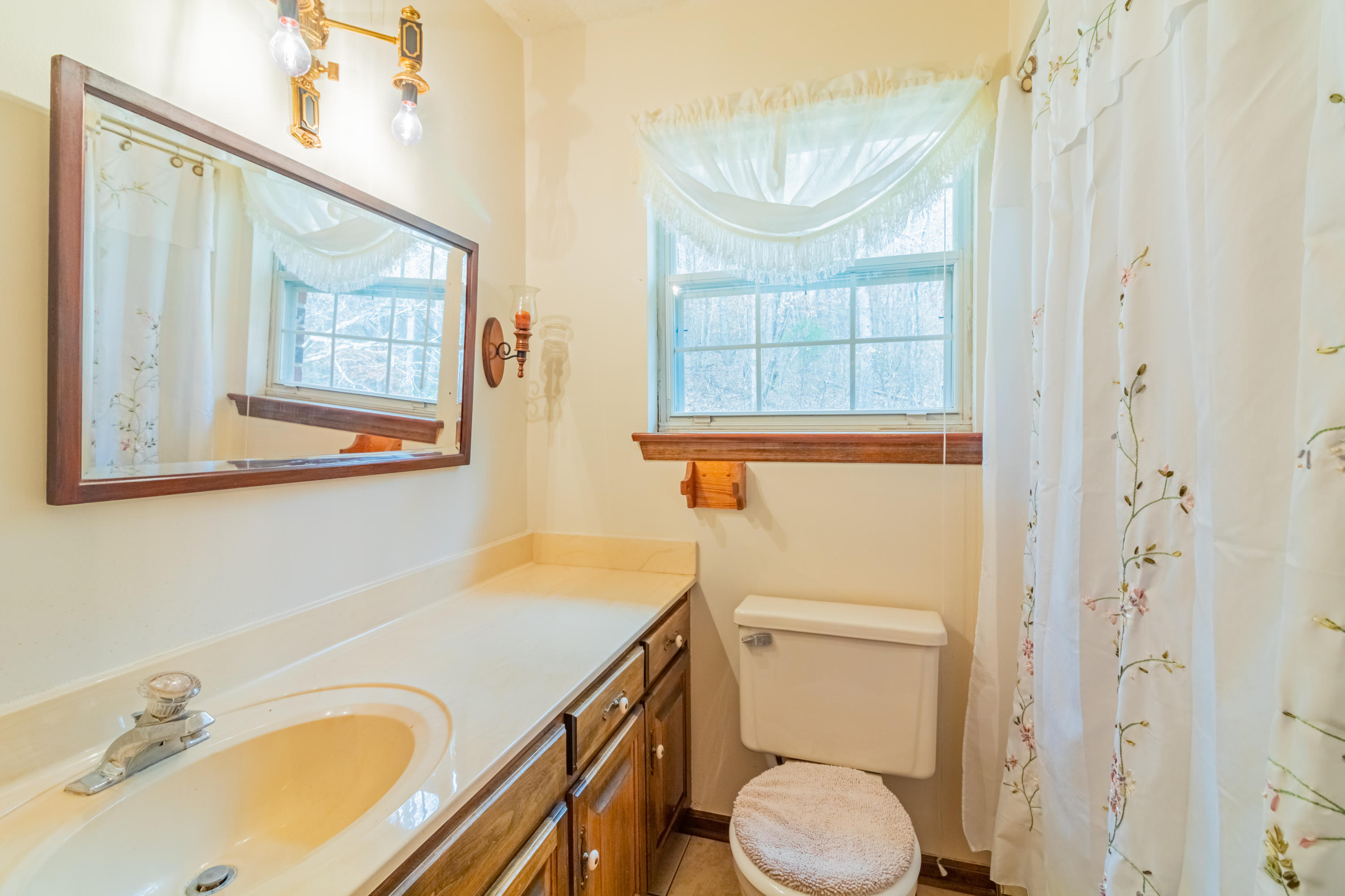 6085 Browntown Road Chattanooga, TN 37415 - Photo 25 of 44 6085-Browntown-High-Res-Photos-23