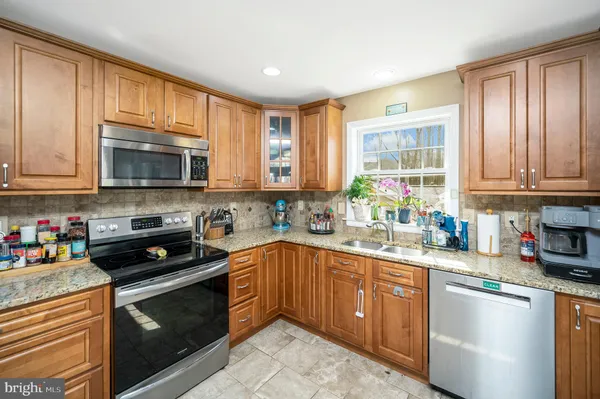 $559,900 | 315 Westover Parkway, Locust Grove, VA 22508