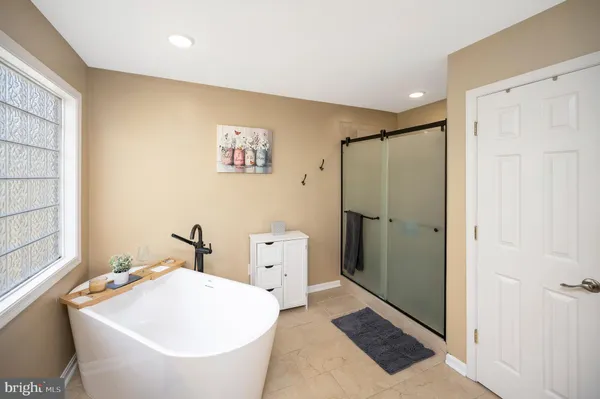 $559,900 | 315 Westover Parkway, Locust Grove, VA 22508