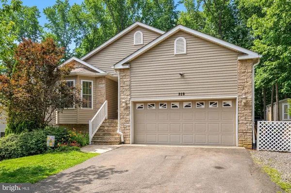 $559,900 | 315 Westover Parkway, Locust Grove, VA 22508