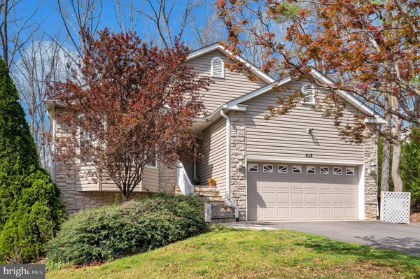 $559,900 | 315 Westover Parkway, Locust Grove, VA 22508