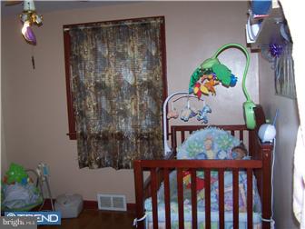 2352 Poplar Road Havertown, PA 19083 - Photo 6 of 12 Bedroom